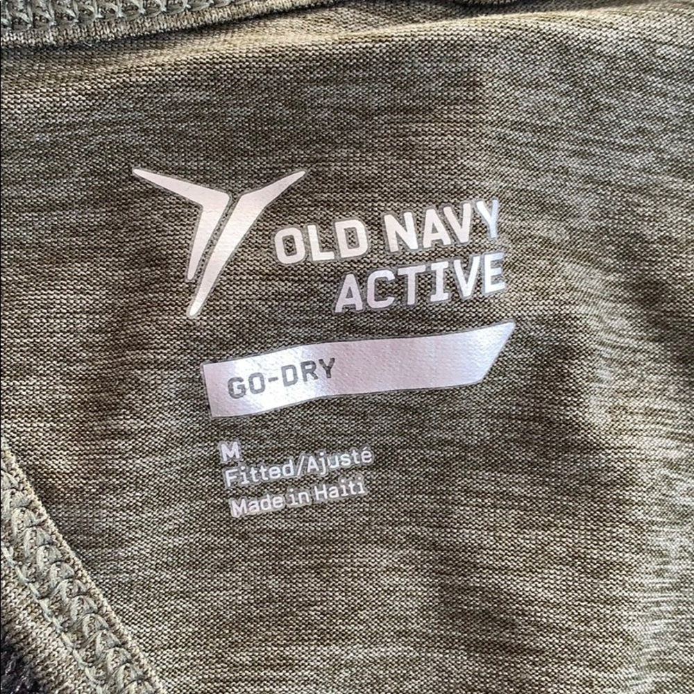 Old Navy workout tank top - Picture 3 of 3